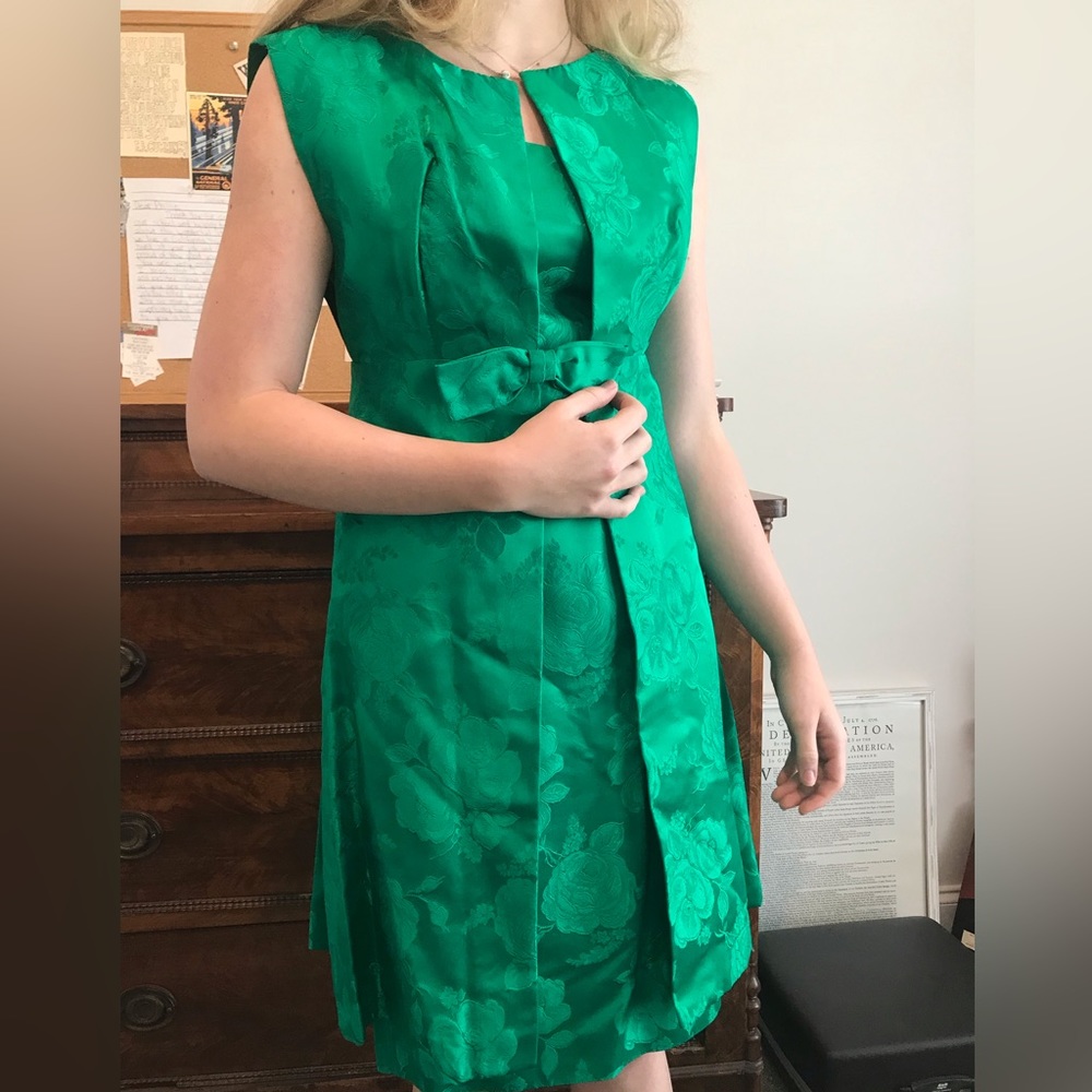 Vintage 1960s green cocktail dress.
